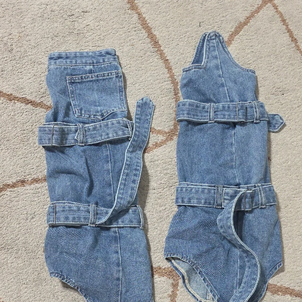 AKIRA Blue Denim Leg Warmer - Picture 2 of 5